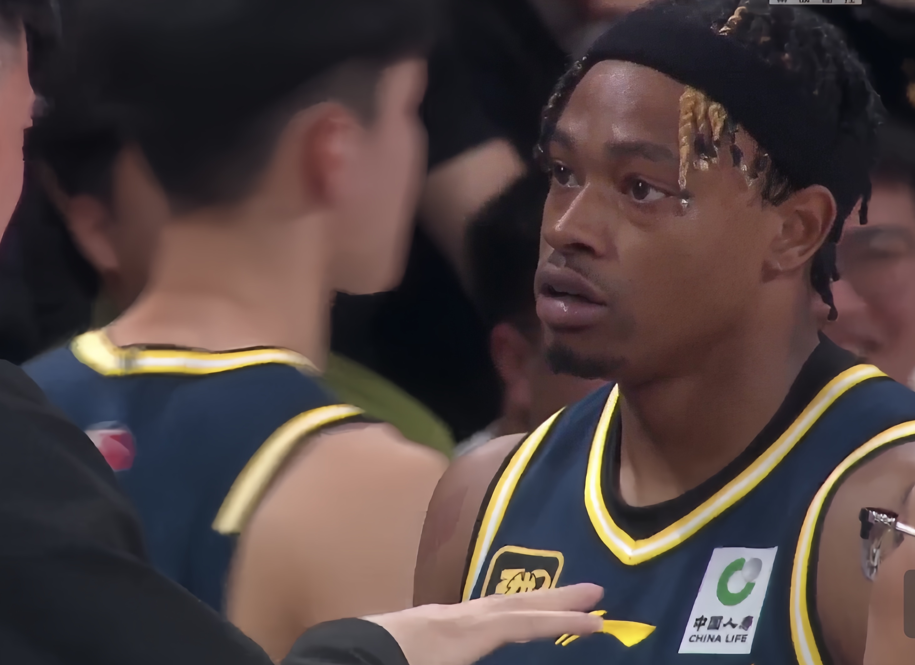 包含犹他爵士迎CBA常规赛关键赛,今夜门线救险,压力陡增,团队化学反应显著的词条 包含犹他爵士迎CBA常规赛关键赛,今夜门线救险,压力陡增,团队化学反应显著的词条