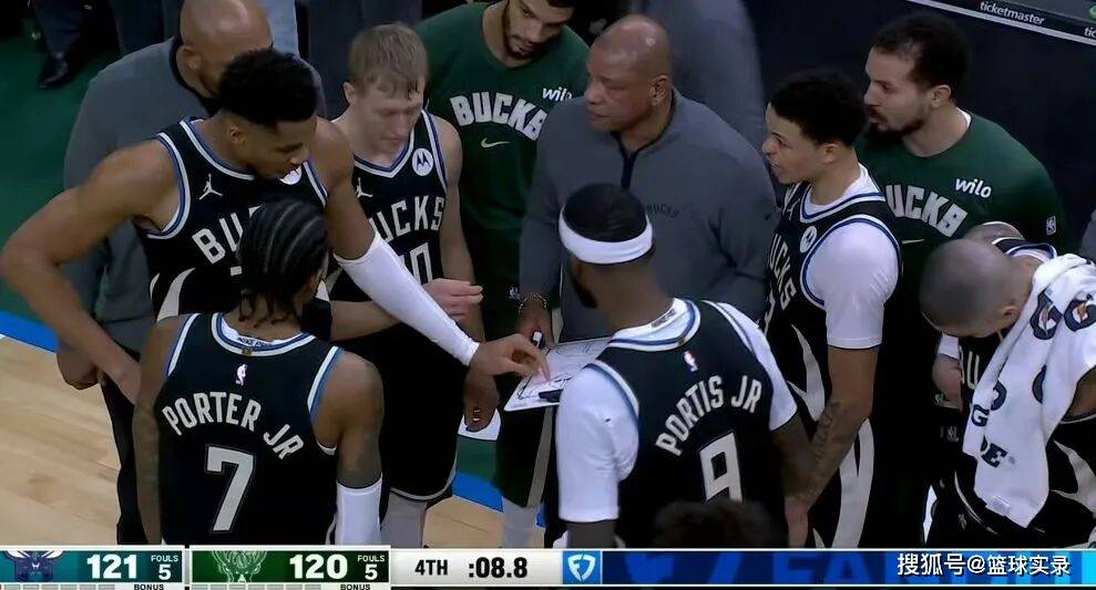 玩加电竞-包含字母哥在加拿大队比赛中战术调整，绝杀引发热议！的词条