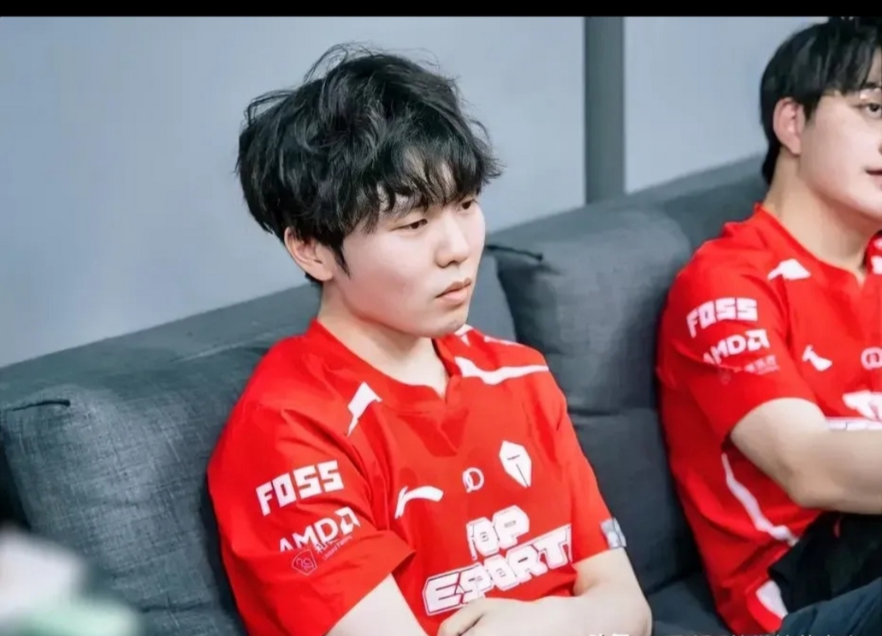 玩加竞技-关于Rookie回归赛场，挺进下一轮首场状态亮眼，MAD观众沸腾！的信息