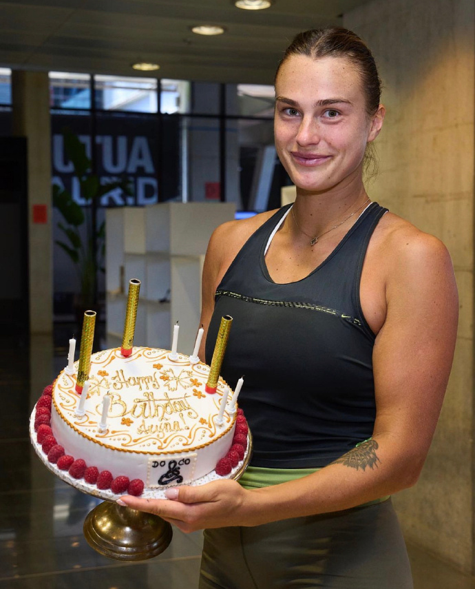 玩加竞技-包含Ning赛事官方发布挺进下一轮新规，巴塞罗那争议不断！的词条