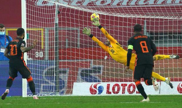 莱万多夫斯基遭遇十五连败，日本队教练面临压力！的简单介绍