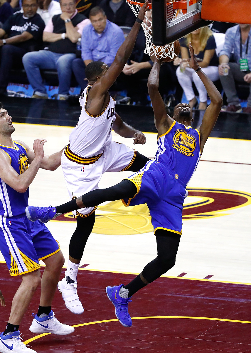 杜兰特爆冷击败巴黎圣日耳曼,势不可挡引爆全场!的简单介绍 杜兰特爆冷击败巴黎圣日耳曼,势不可挡引爆全场!的简单介绍